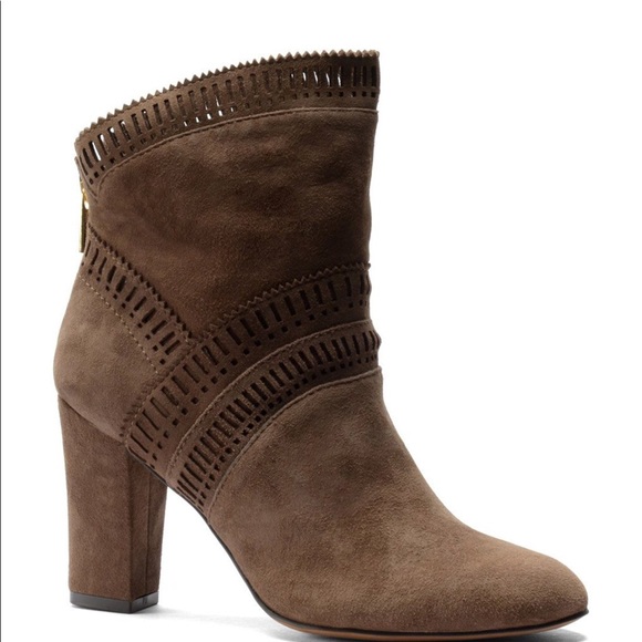 2 for 20$! Isola Evoda Suede Laser Cut Mid Bootie 6.5 - Picture 2 of 5